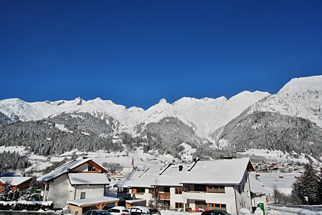 Apart Mirjam Pettneu am Arlberg Exterior photo